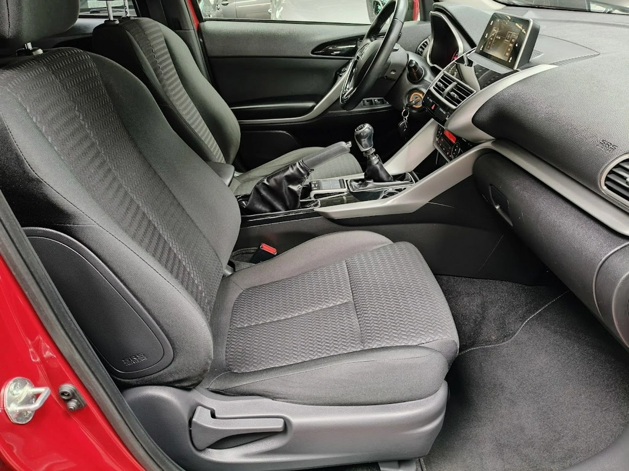 Mitsubishi Eclipse Cross - Zdjęcie 11