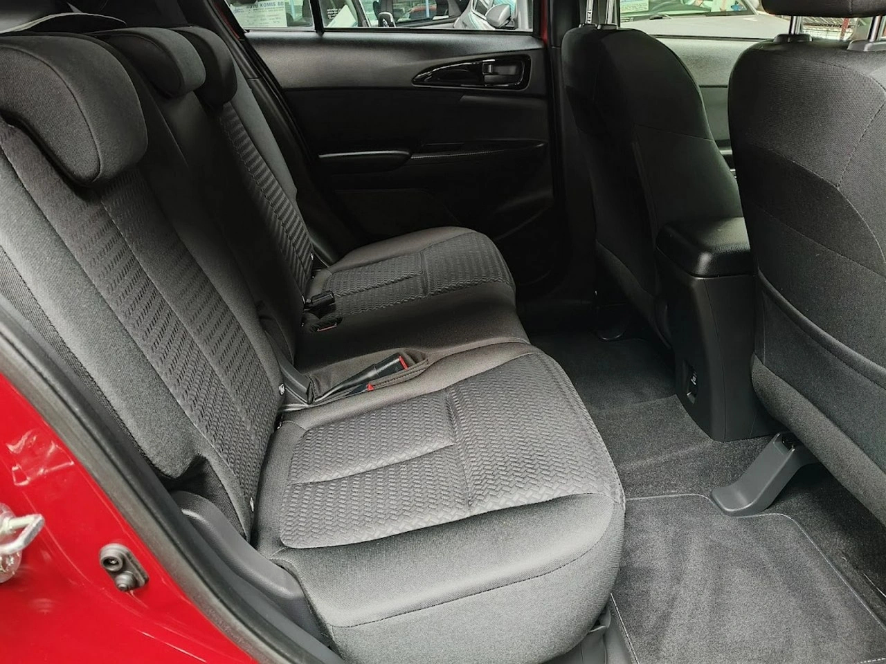 Mitsubishi Eclipse Cross - Zdjęcie 12