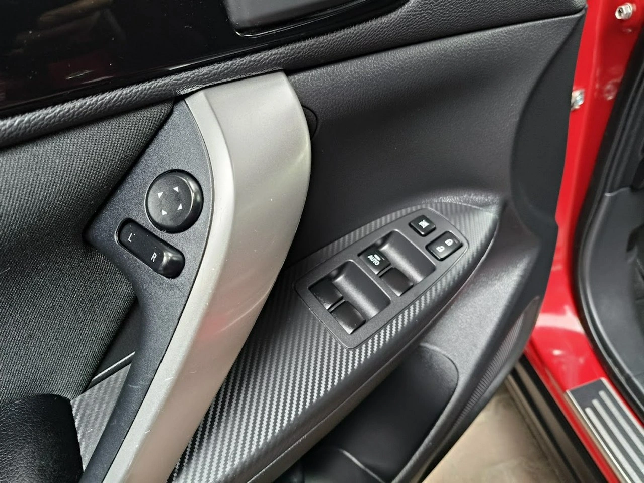 Mitsubishi Eclipse Cross - Zdjęcie 14