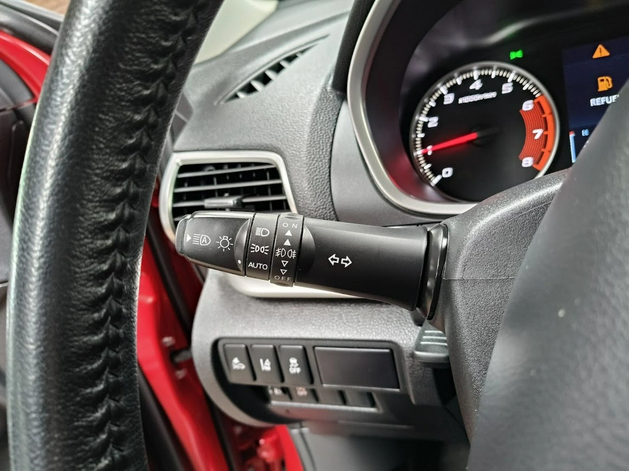 Mitsubishi Eclipse Cross - Zdjęcie 16