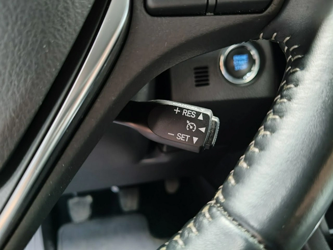 Toyota Auris - Zdjęcie 19