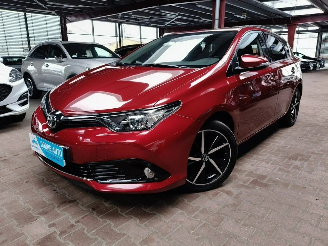Toyota Auris - Zdjęcie 2