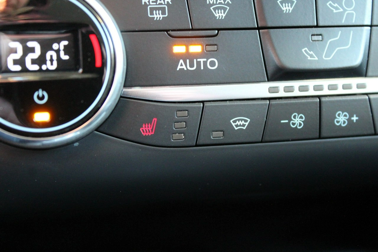 Ford Kuga - Zdjęcie 28