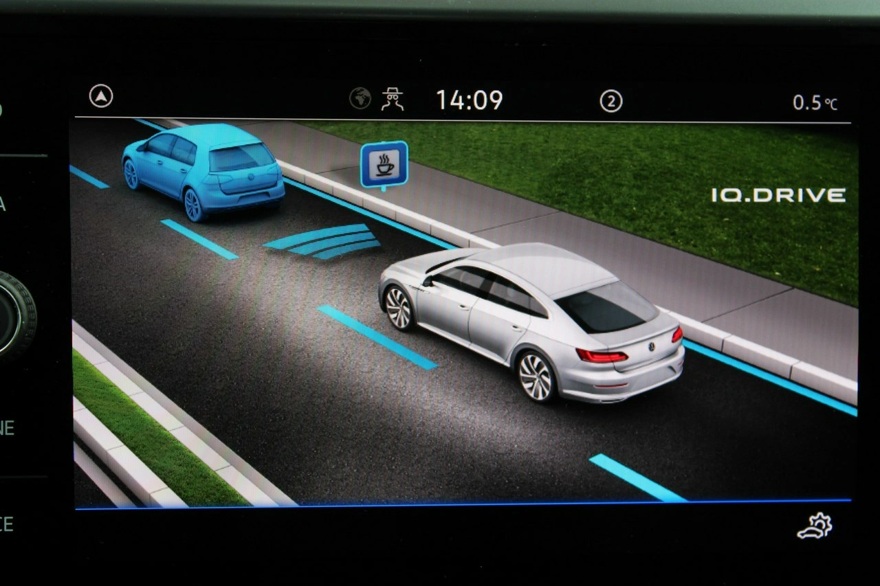 Volkswagen Arteon - Zdjęcie 24