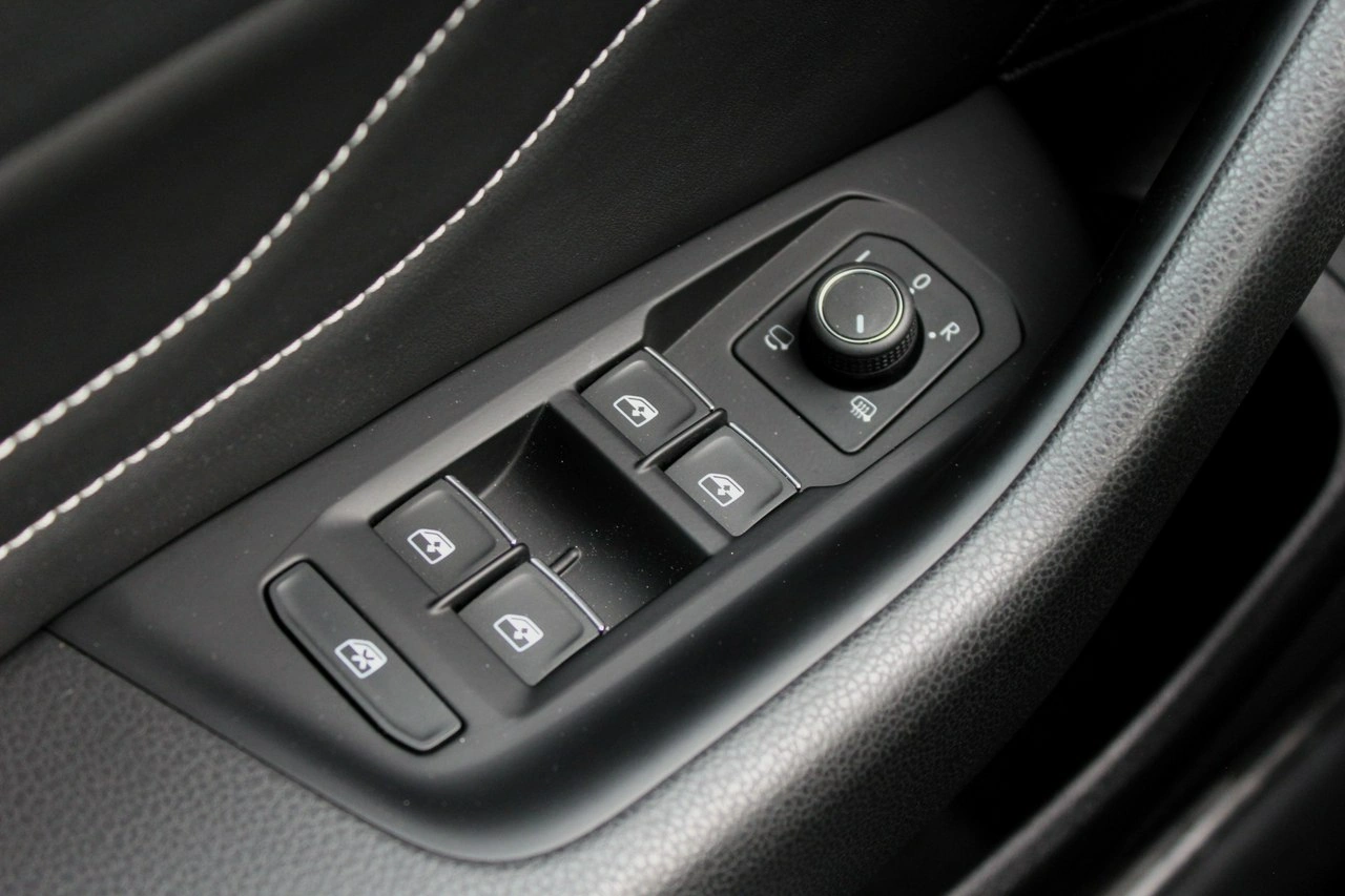 Volkswagen Arteon - Zdjęcie 36