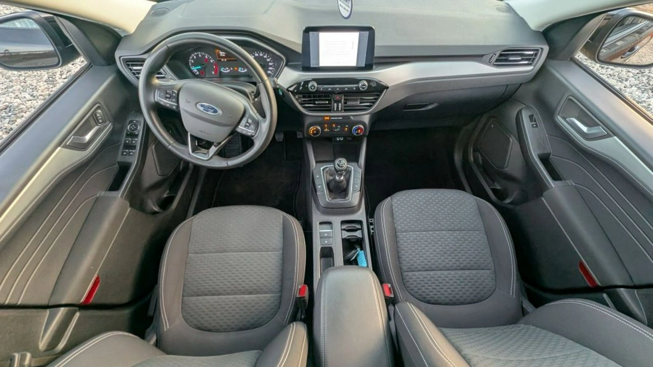 Ford Kuga - Zdjęcie 9