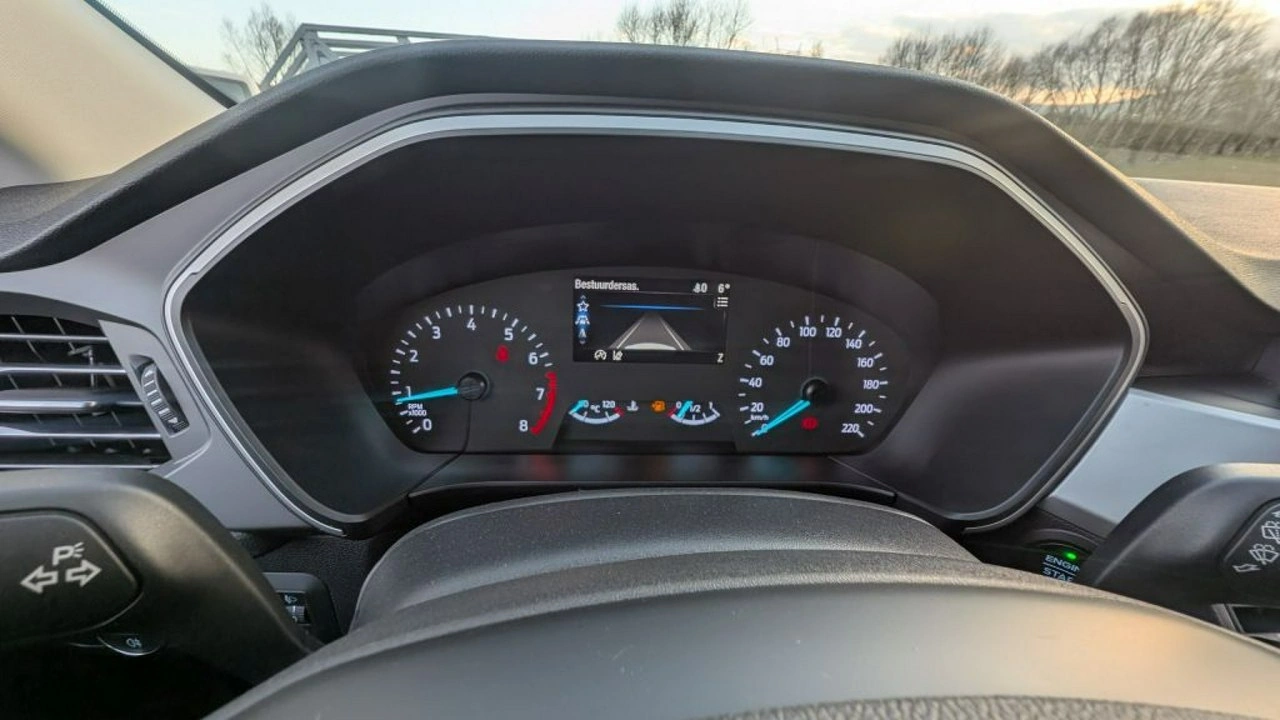 Ford Kuga - Zdjęcie 11