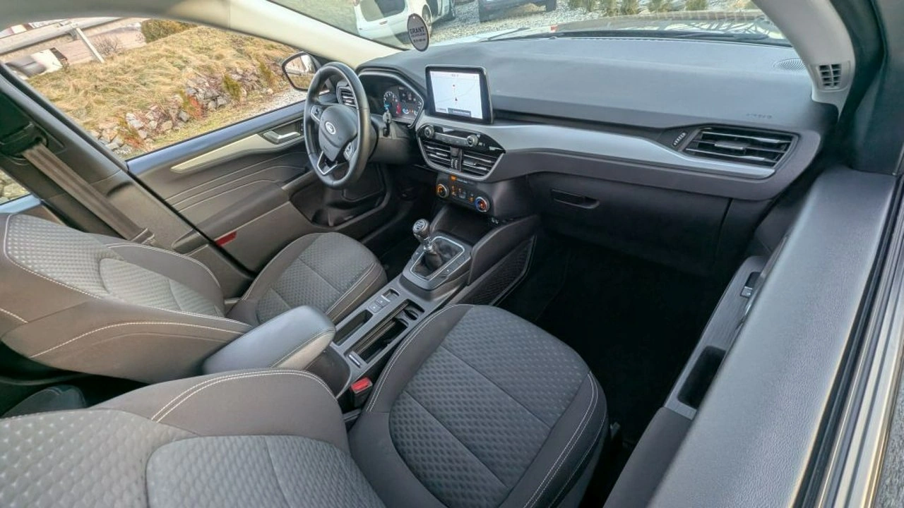 Ford Kuga - Zdjęcie 3