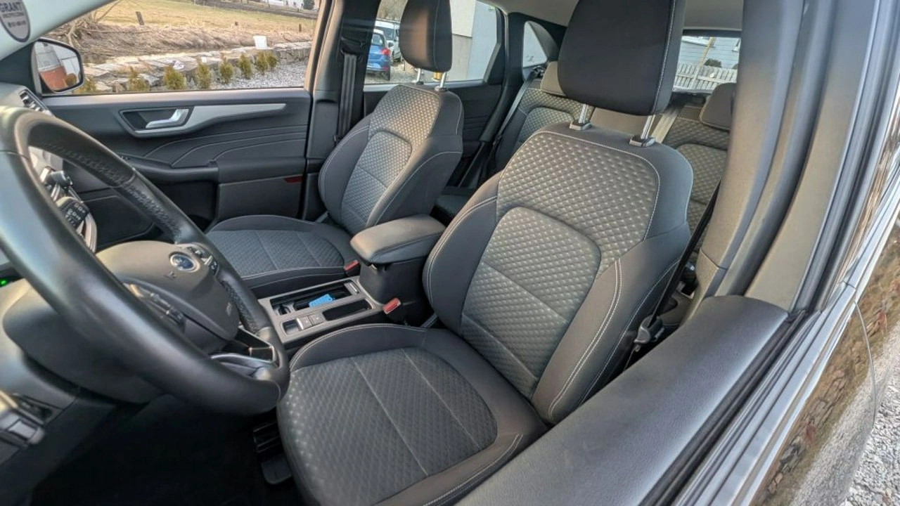 Ford Kuga - Zdjęcie 7