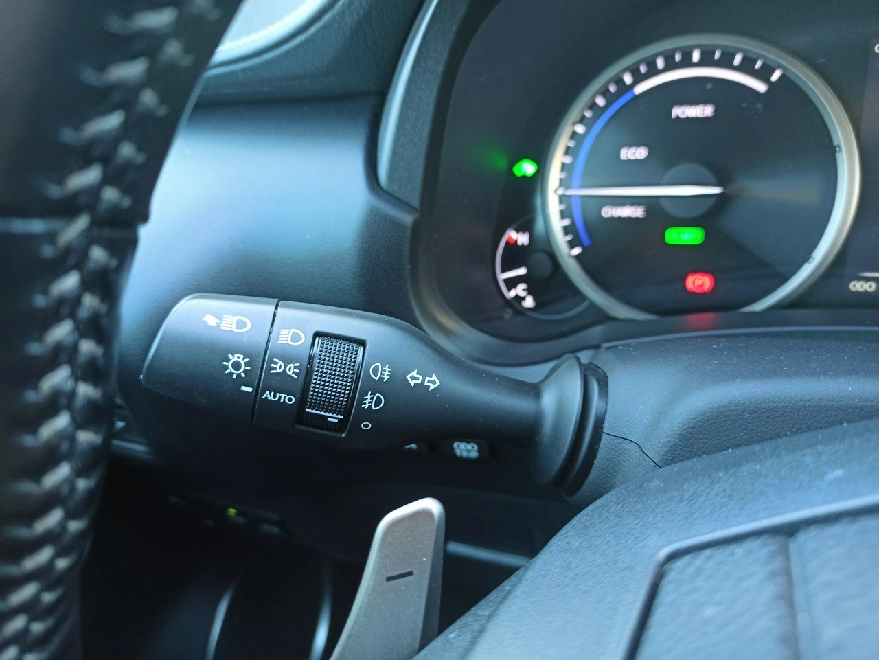 Lexus NX - Zdjęcie 20