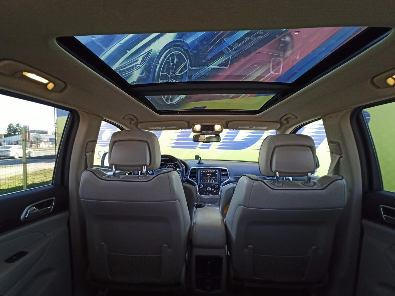 Jeep Grand Cherokee - Zdjęcie 10