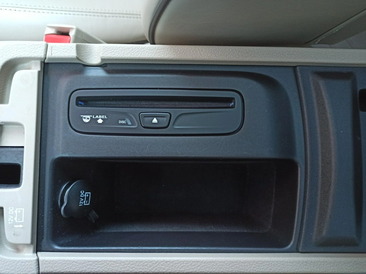 Jeep Grand Cherokee - Zdjęcie 31