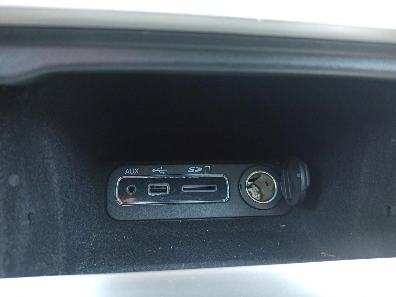 Jeep Grand Cherokee - Zdjęcie 32