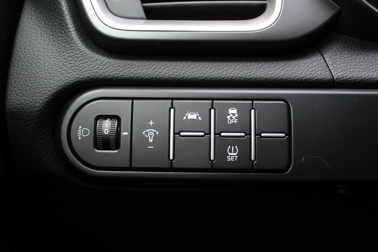 Kia Ceed - Zdjęcie 20