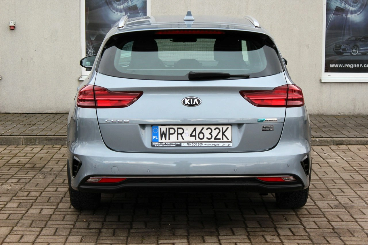 Kia Ceed - Zdjęcie 4