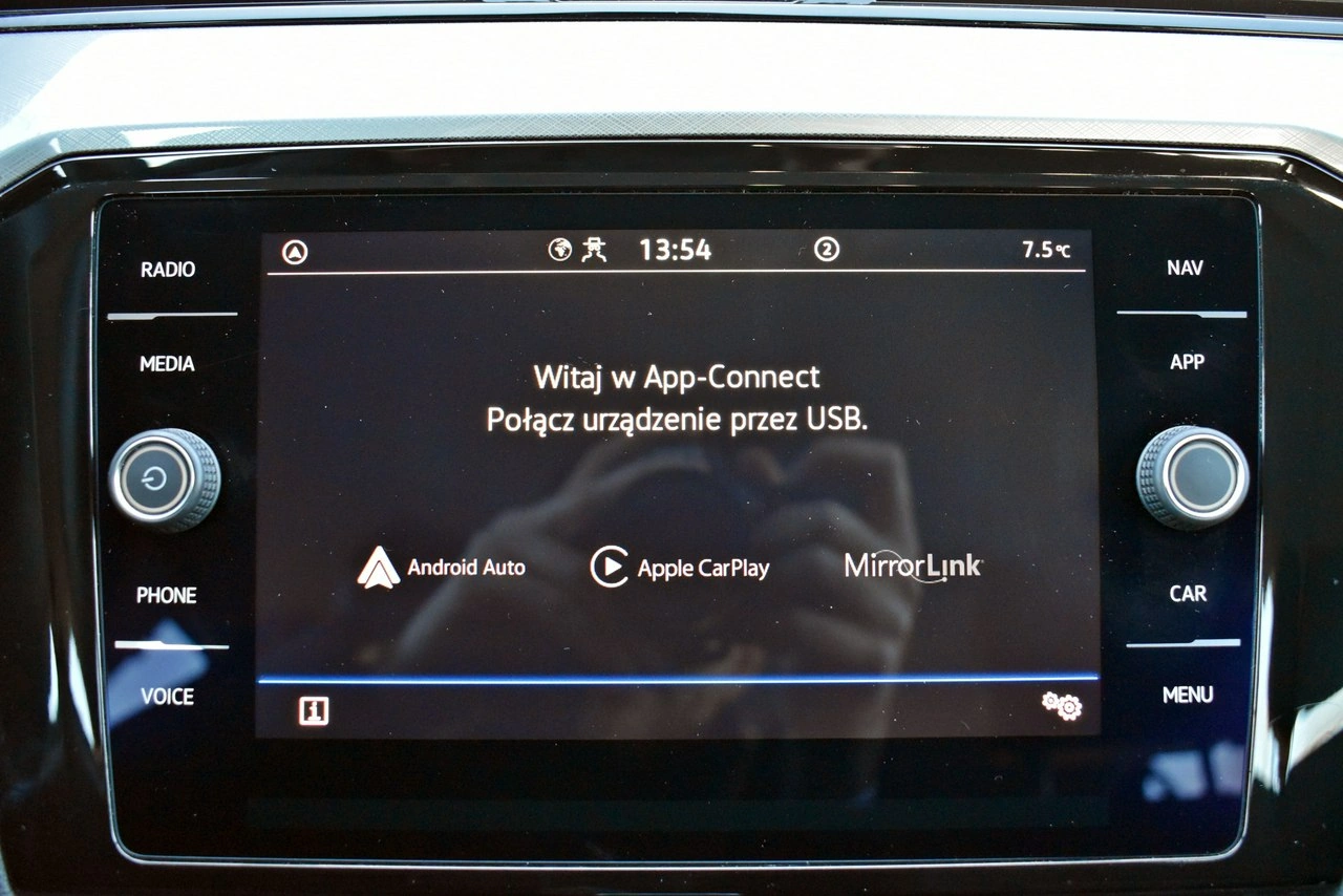 Volkswagen Passat Variant - Zdjęcie 23