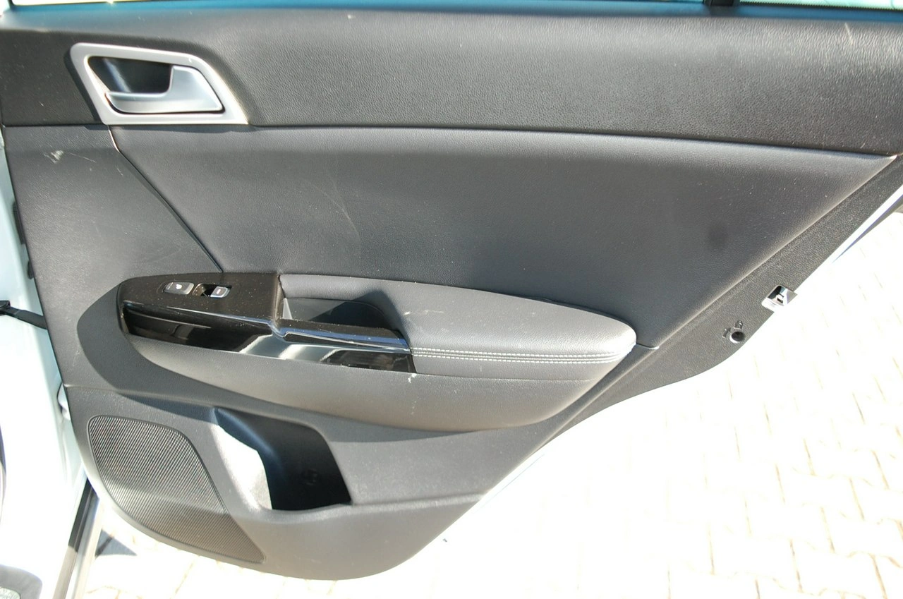 Kia Sportage - Zdjęcie 35