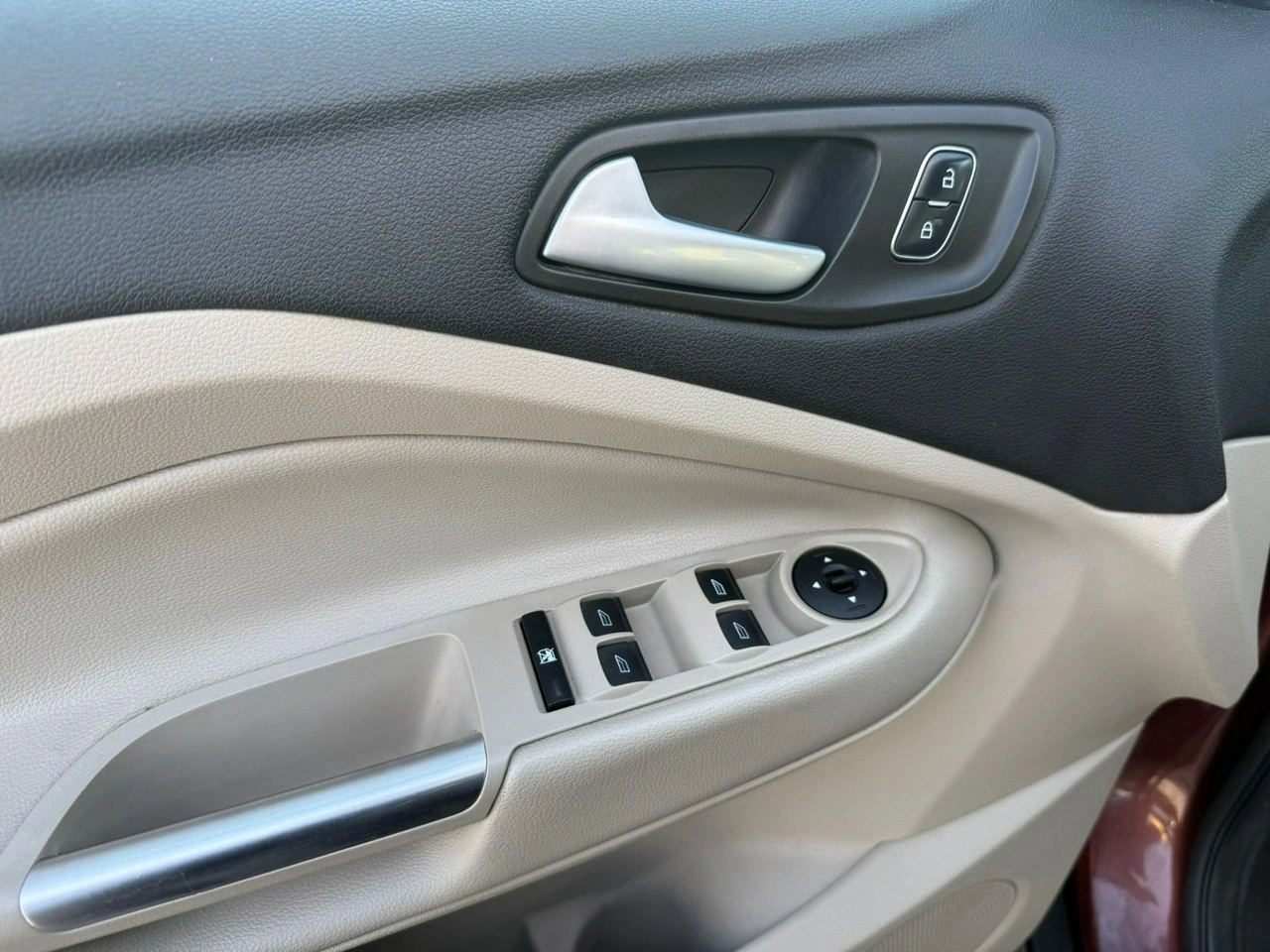 Ford Escape - Zdjęcie 22