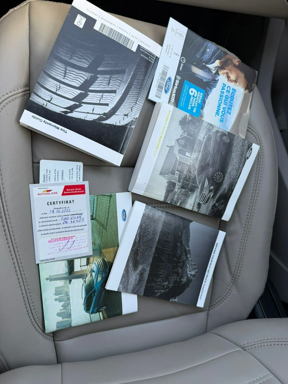 Ford Escape - Zdjęcie 27