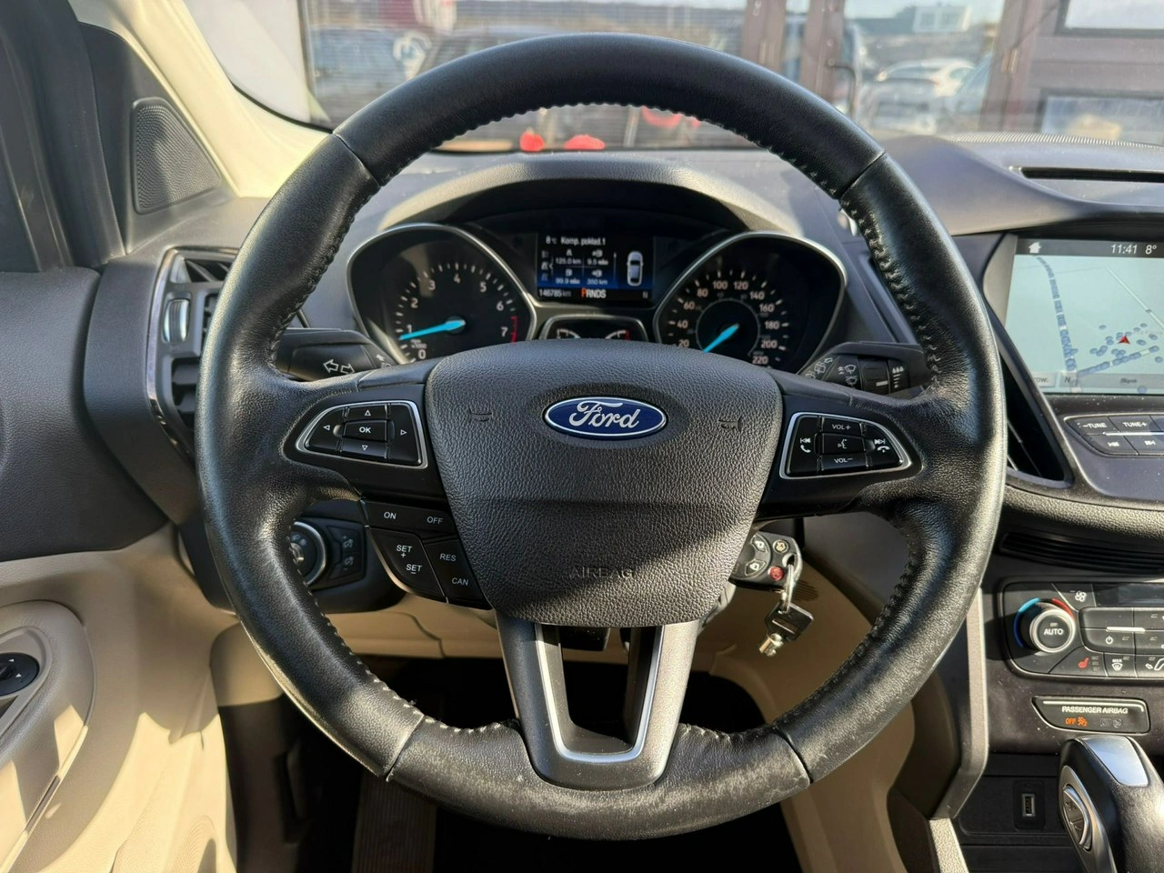 Ford Escape - Zdjęcie 31