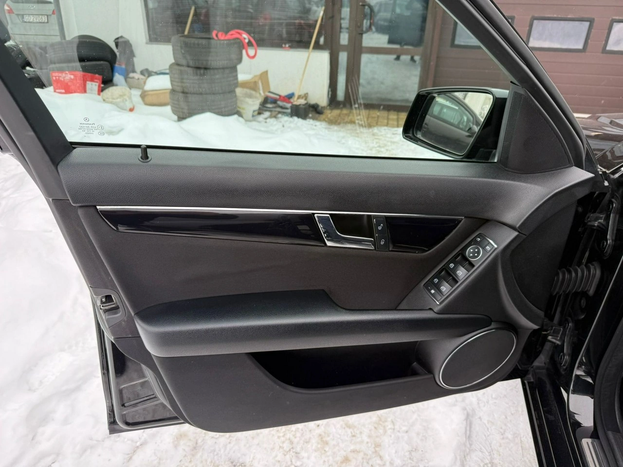 Mercedes C 200 - Zdjęcie 9