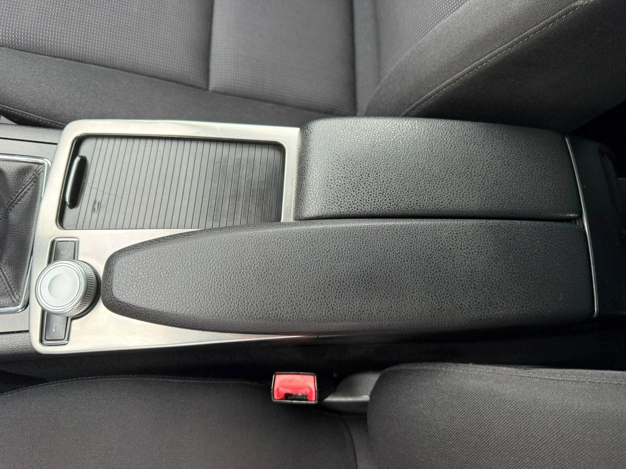 Mercedes C 200 - Zdjęcie 22