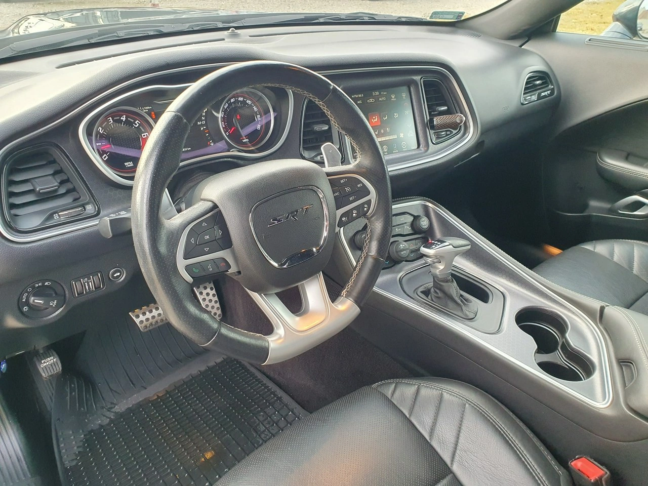 Dodge Challenger - Zdjęcie 15