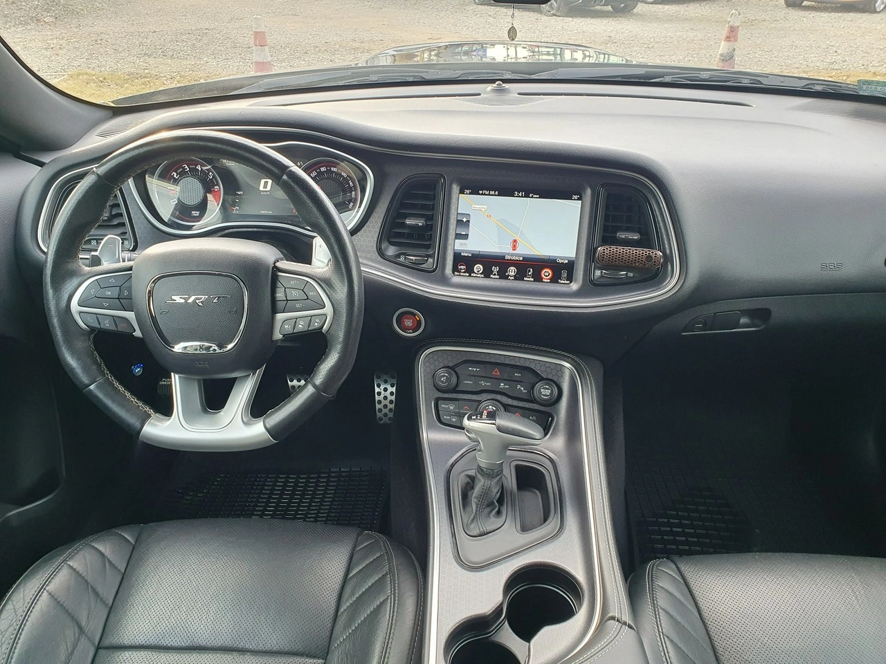 Dodge Challenger - Zdjęcie 20