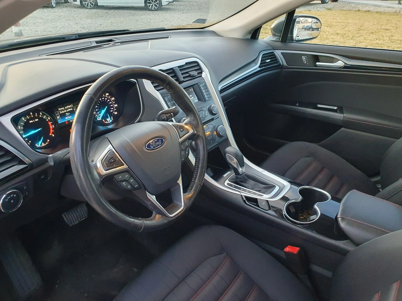 Ford Fusion - Zdjęcie 13