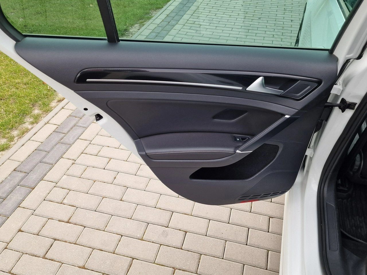 Volkswagen Golf - Zdjęcie 19