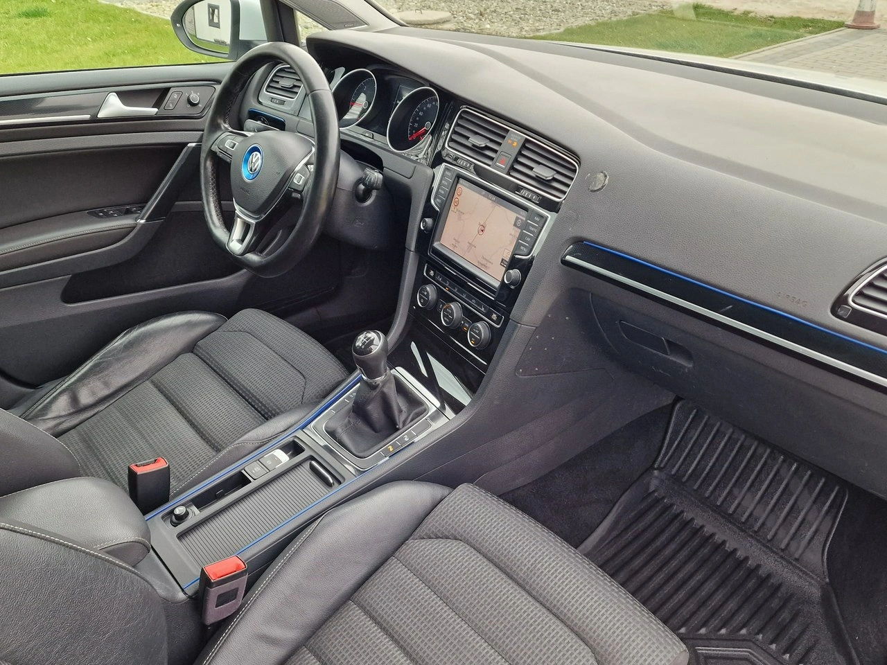 Volkswagen Golf - Zdjęcie 20