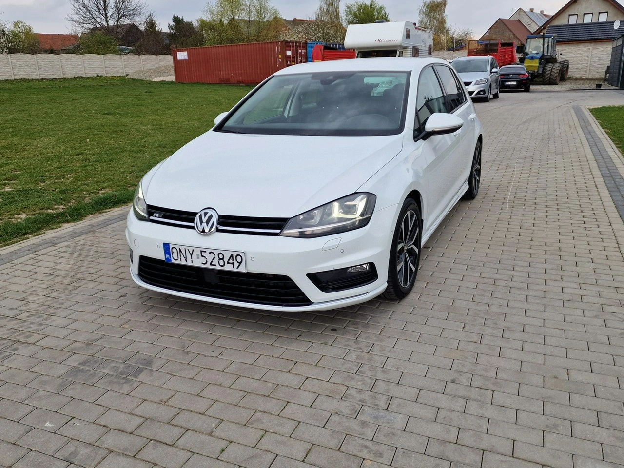 Volkswagen Golf - Zdjęcie 1