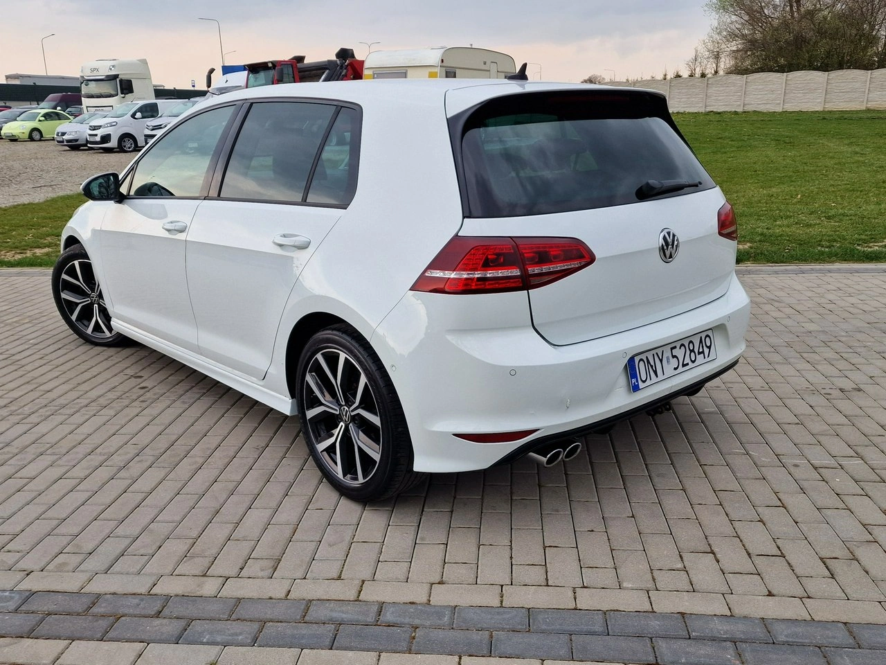 Volkswagen Golf - Zdjęcie 32