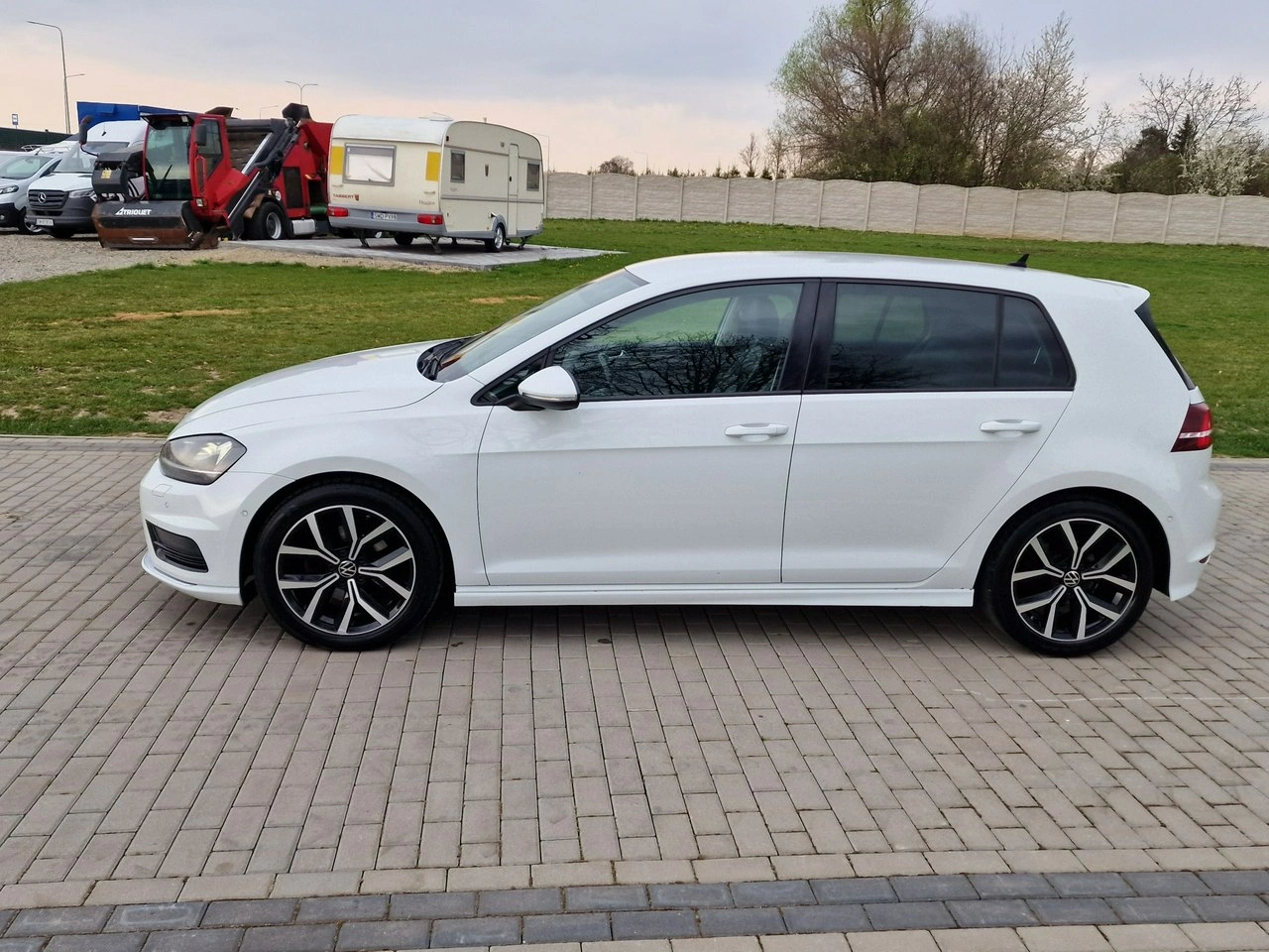Volkswagen Golf - Zdjęcie 2