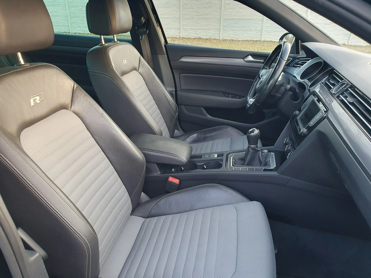 Volkswagen Passat - Zdjęcie 19