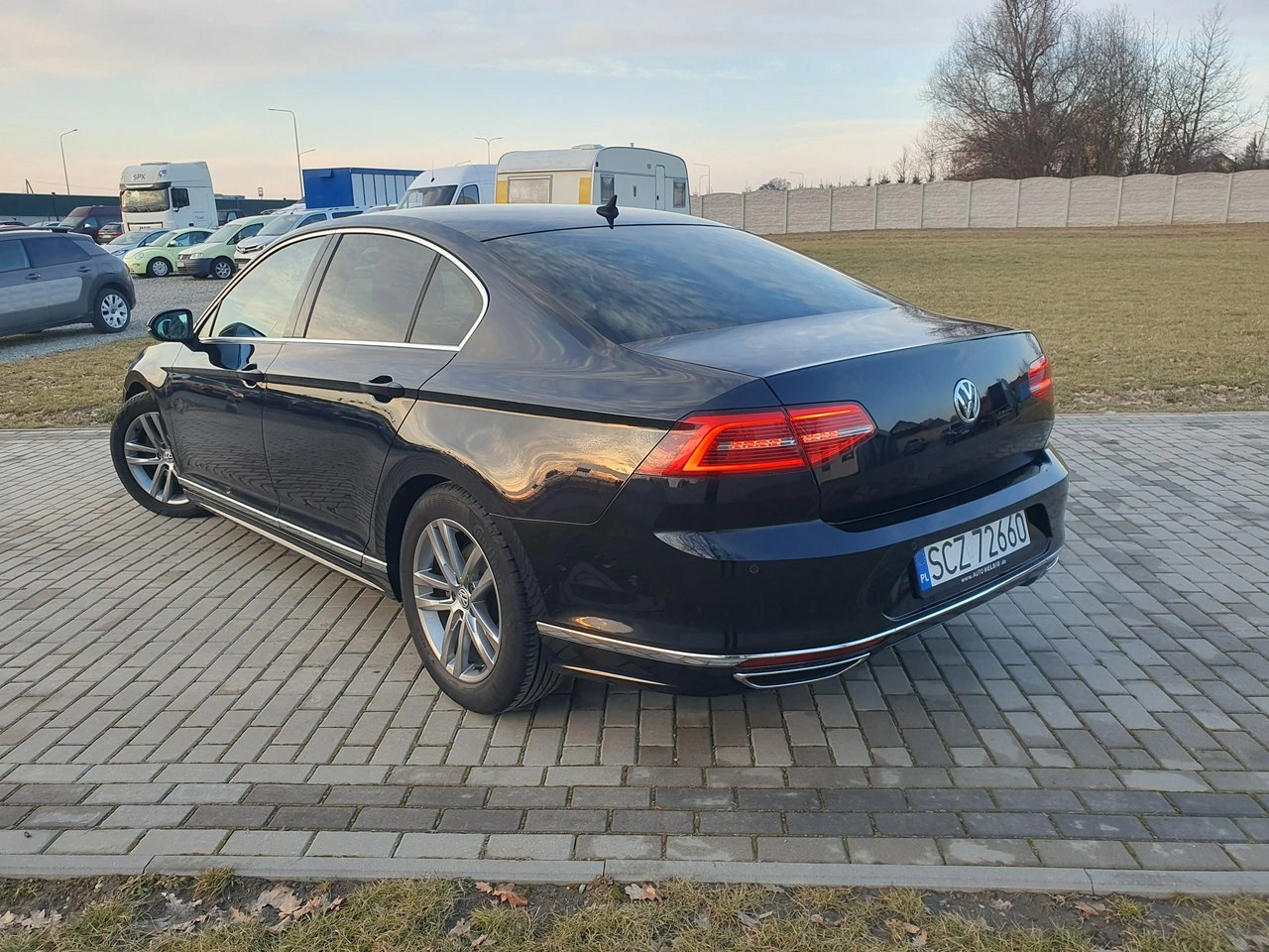Volkswagen Passat - Zdjęcie 27