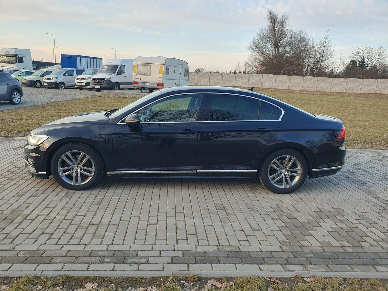 Volkswagen Passat - Zdjęcie 2