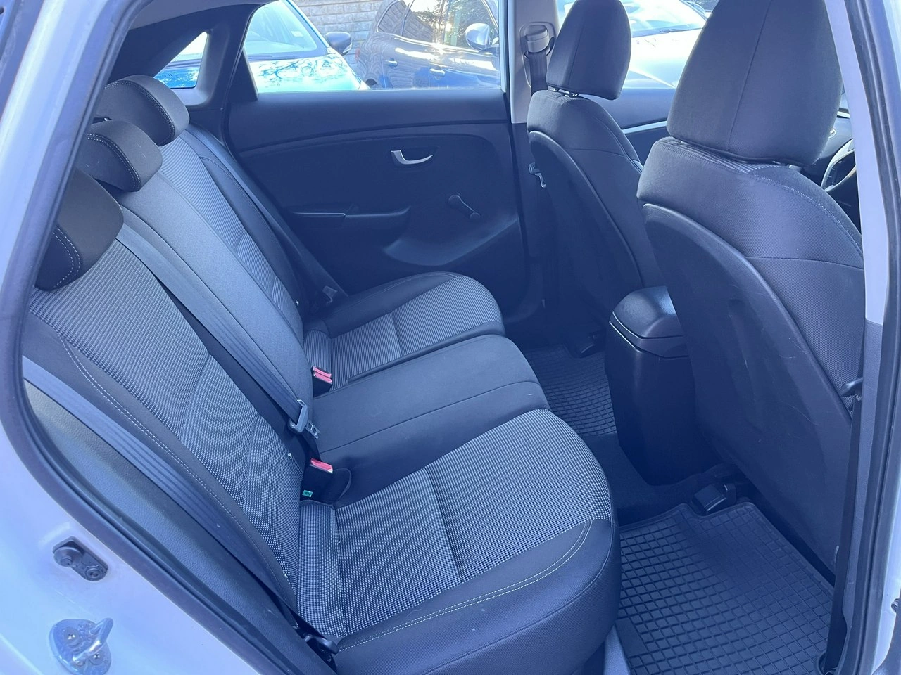 Hyundai i30 - Zdjęcie 21