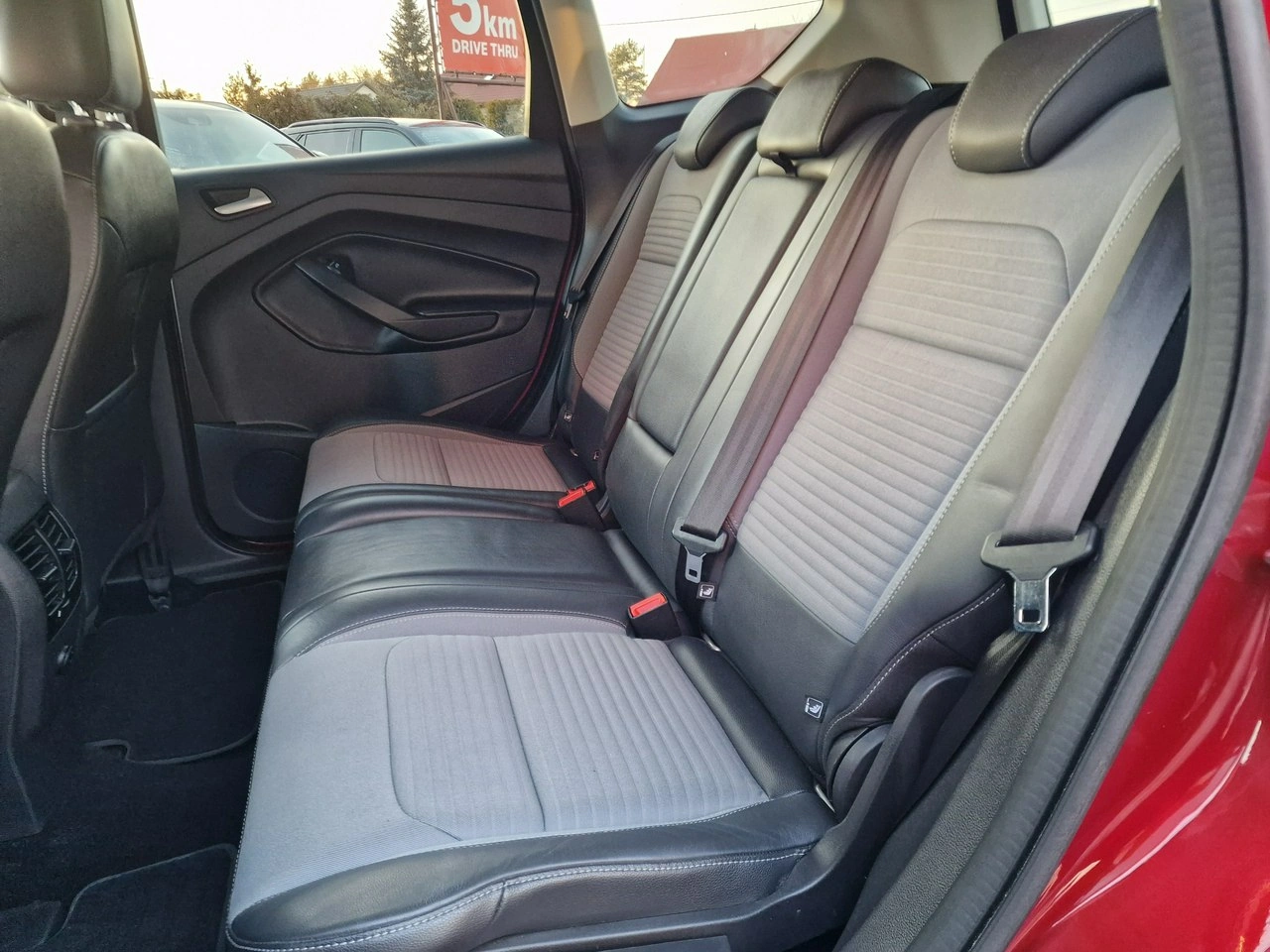 Ford Kuga - Zdjęcie 16