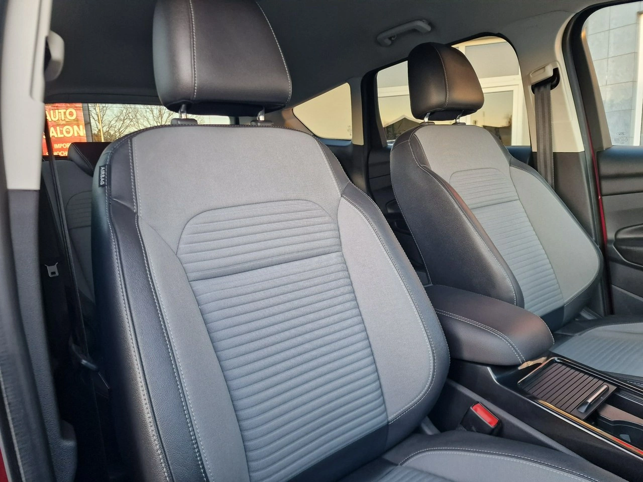 Ford Kuga - Zdjęcie 20