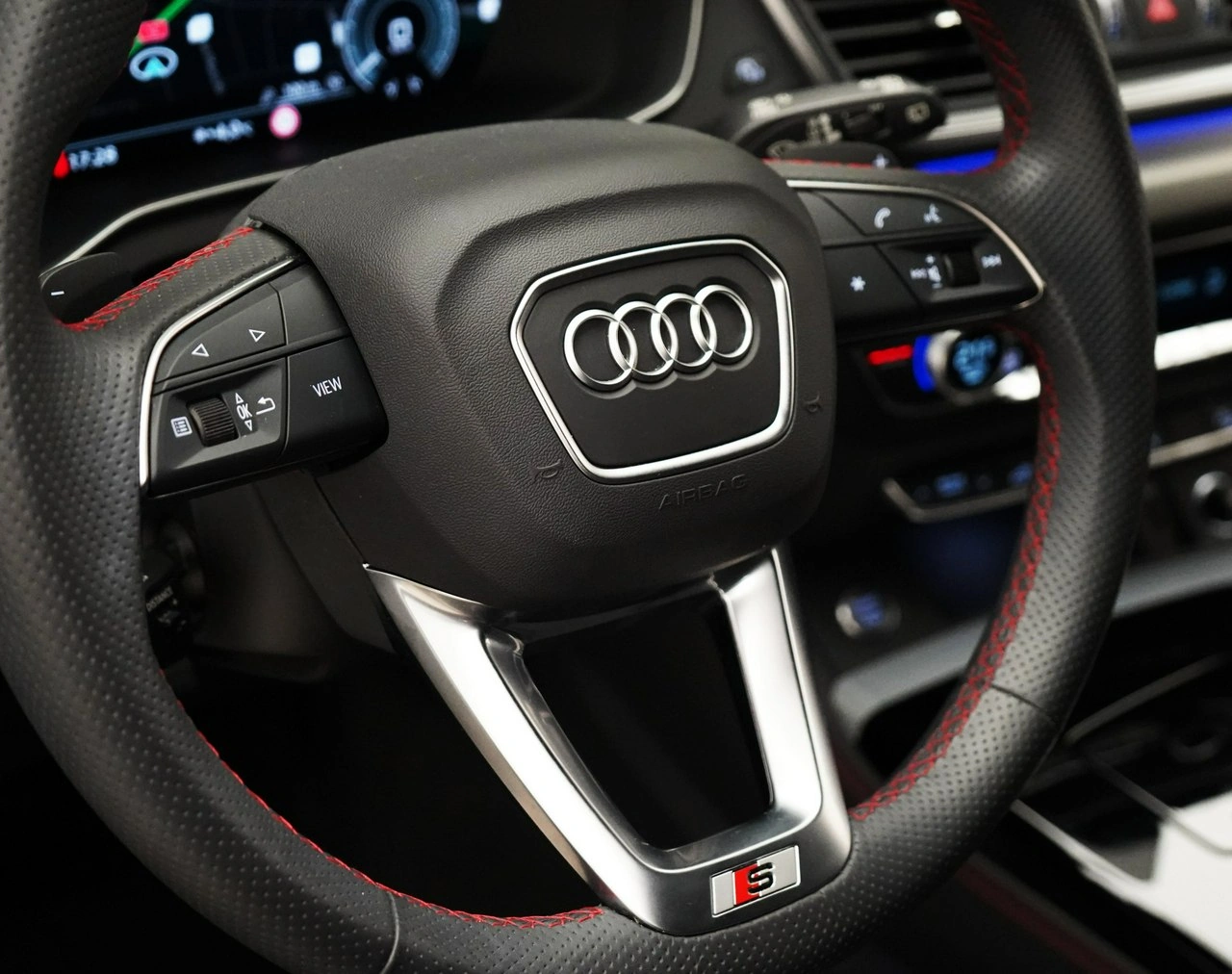 Audi Q5 - Zdjęcie 27