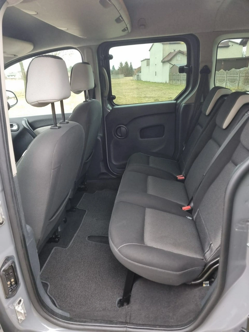 Renault Kangoo - Zdjęcie 16