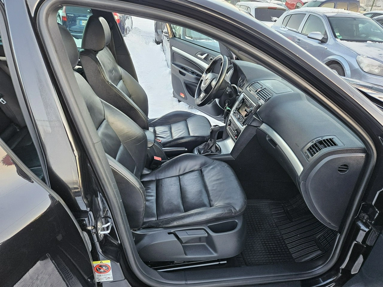 Skoda Octavia - Zdjęcie 9