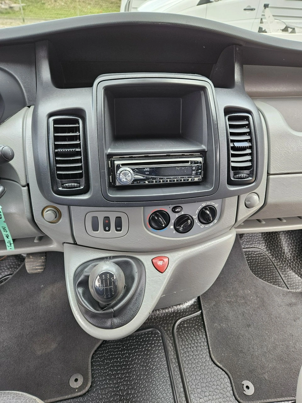 Renault Trafic - Zdjęcie 10