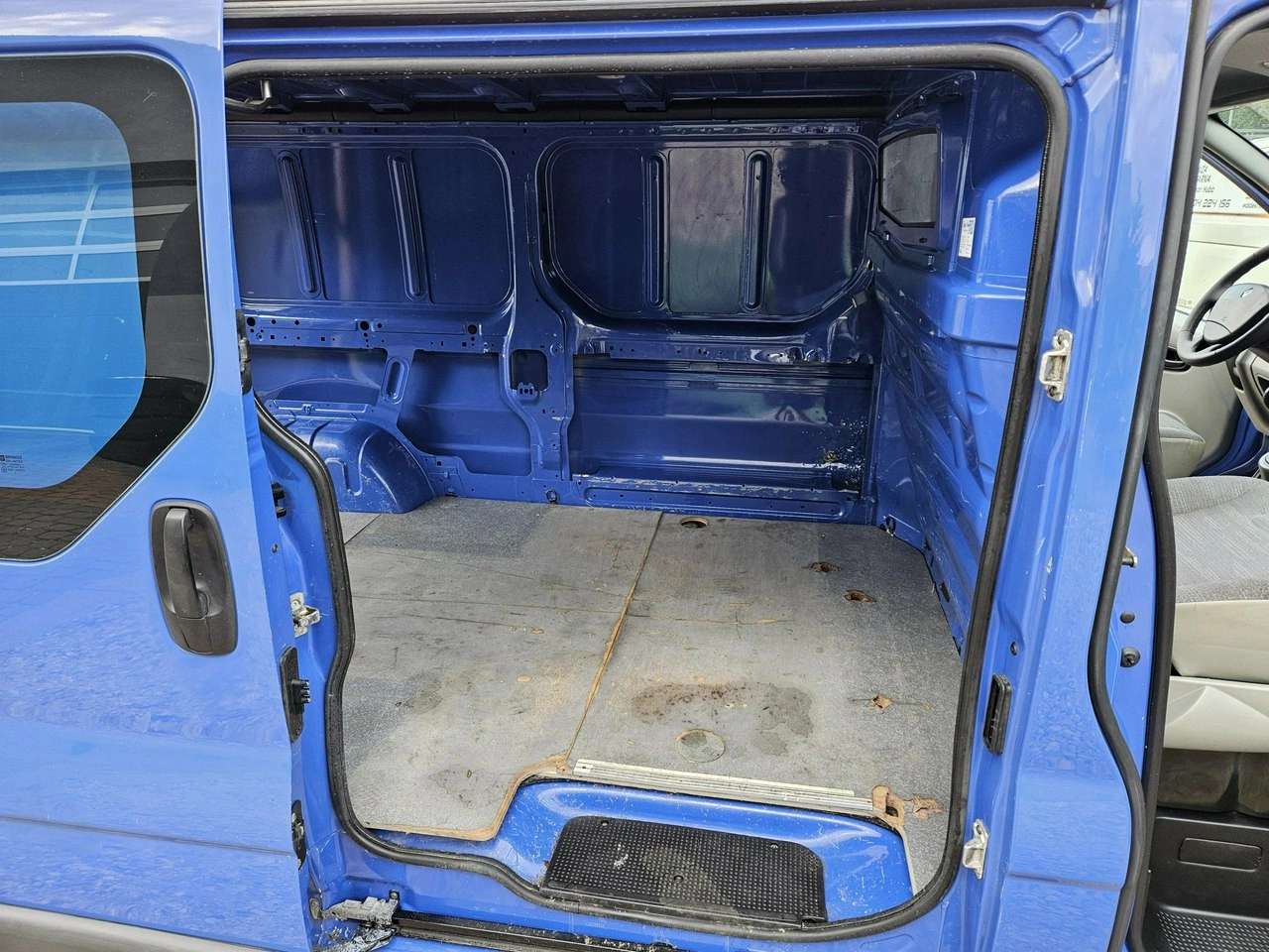 Renault Trafic - Zdjęcie 12