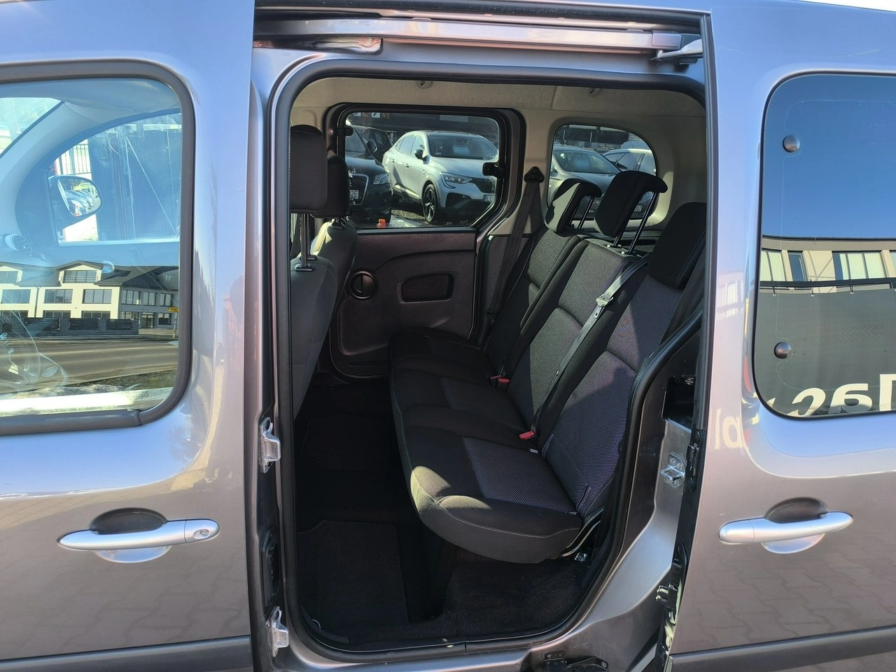 Renault Kangoo - Zdjęcie 16