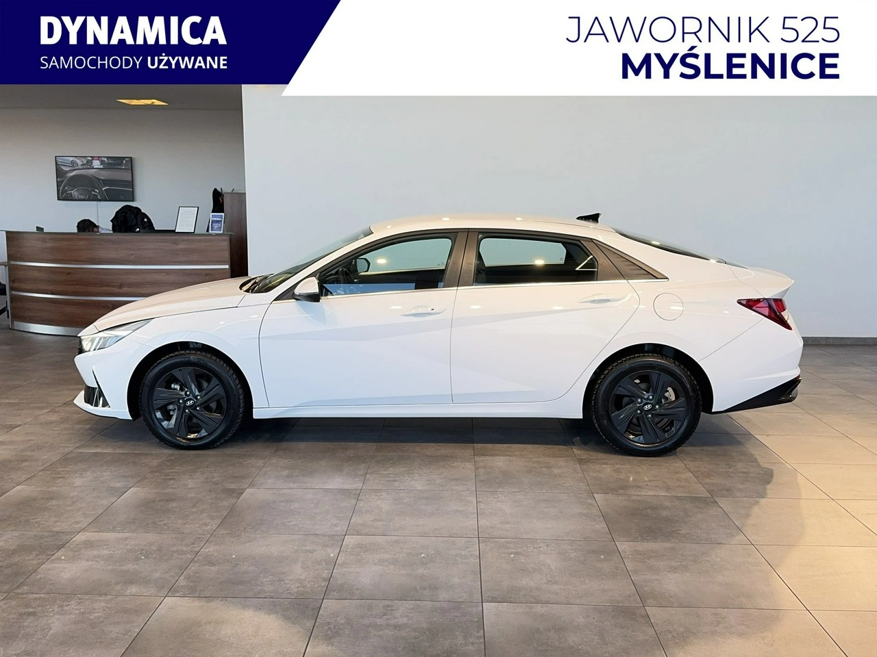 Hyundai Elantra - Zdjęcie 4