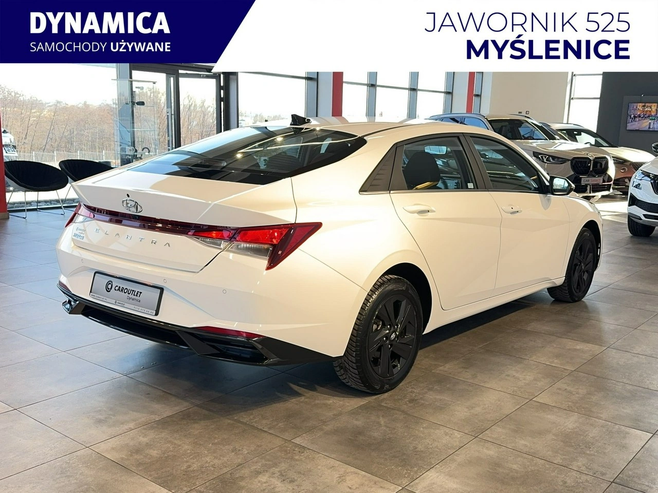 Hyundai Elantra - Zdjęcie 7
