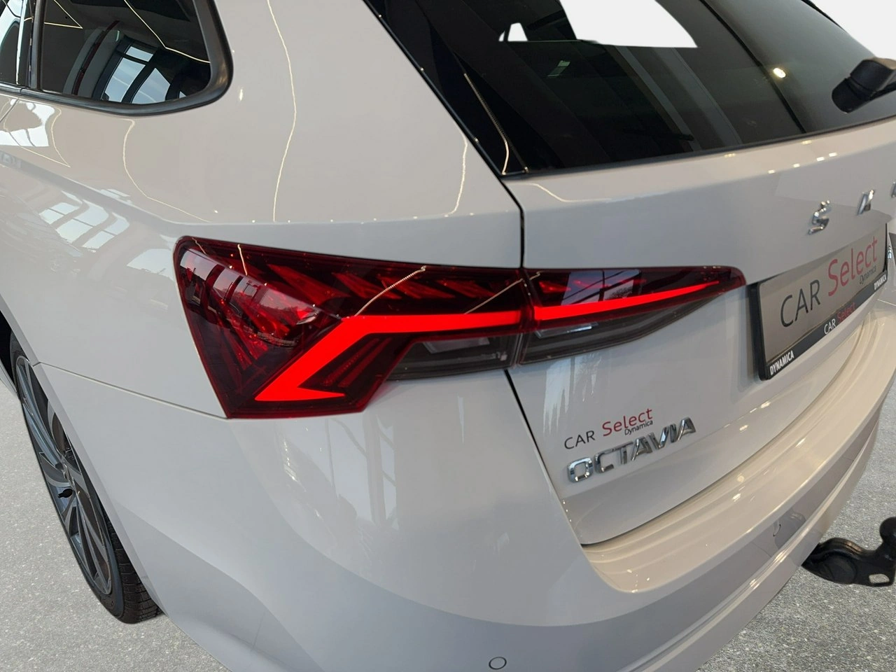 Skoda Octavia - Zdjęcie 10