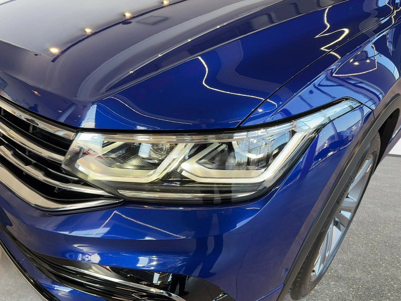 Volkswagen Tiguan - Zdjęcie 8